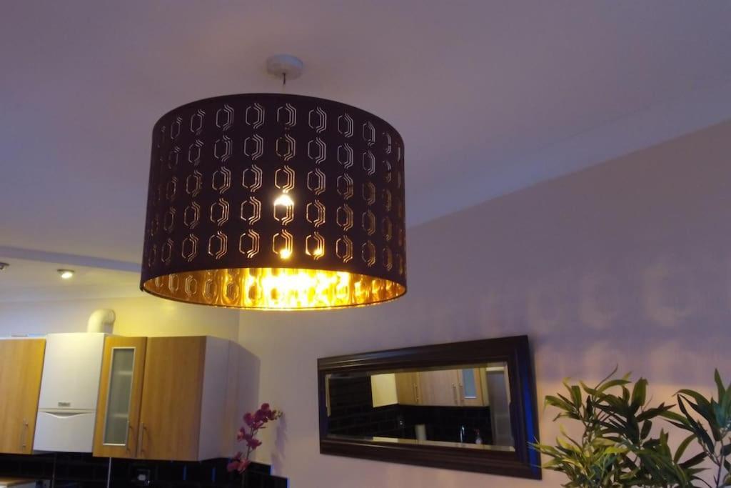 Must See, Quality 1 Bed, Romford, 20 Mins C.London Exteriör bild