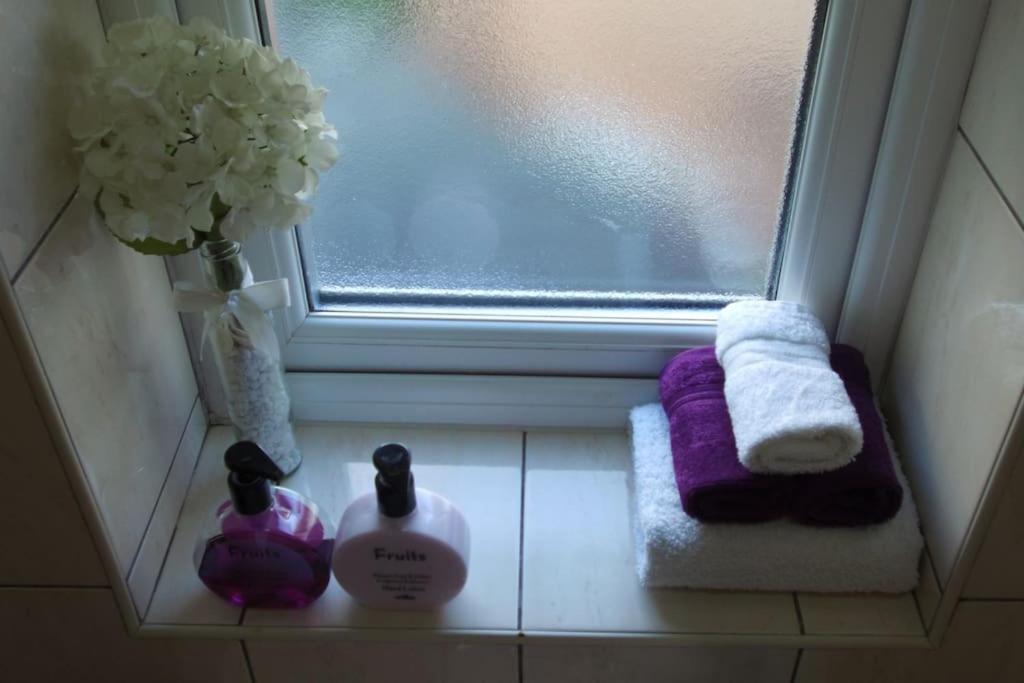 Must See, Quality 1 Bed, Romford, 20 Mins C.London Exteriör bild